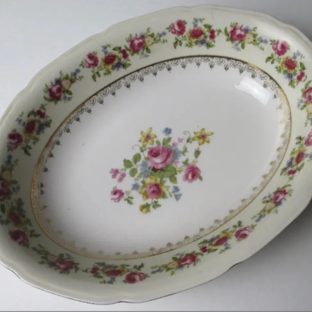 10" Scalloped Edge Vegetable Bowl Gold Castle 1950’s Occupied Japan - Picture 2 of 5